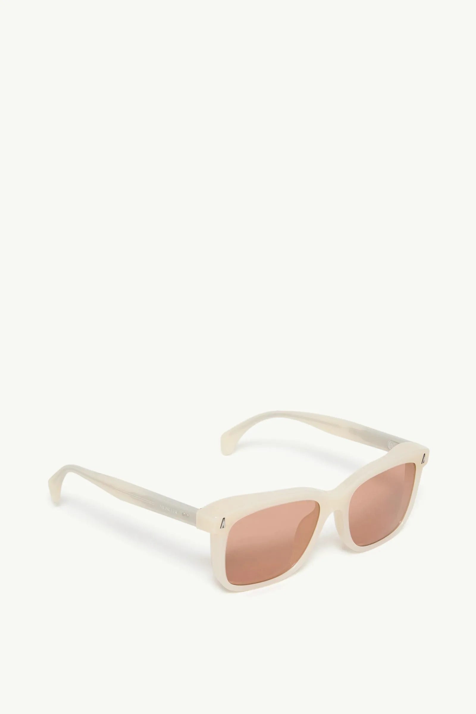Shiny Opaline Vanilla